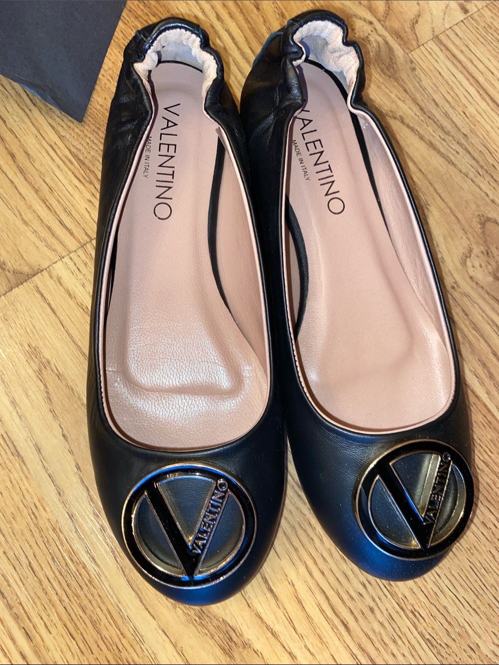Valentino Calliope Black leather ballet flats